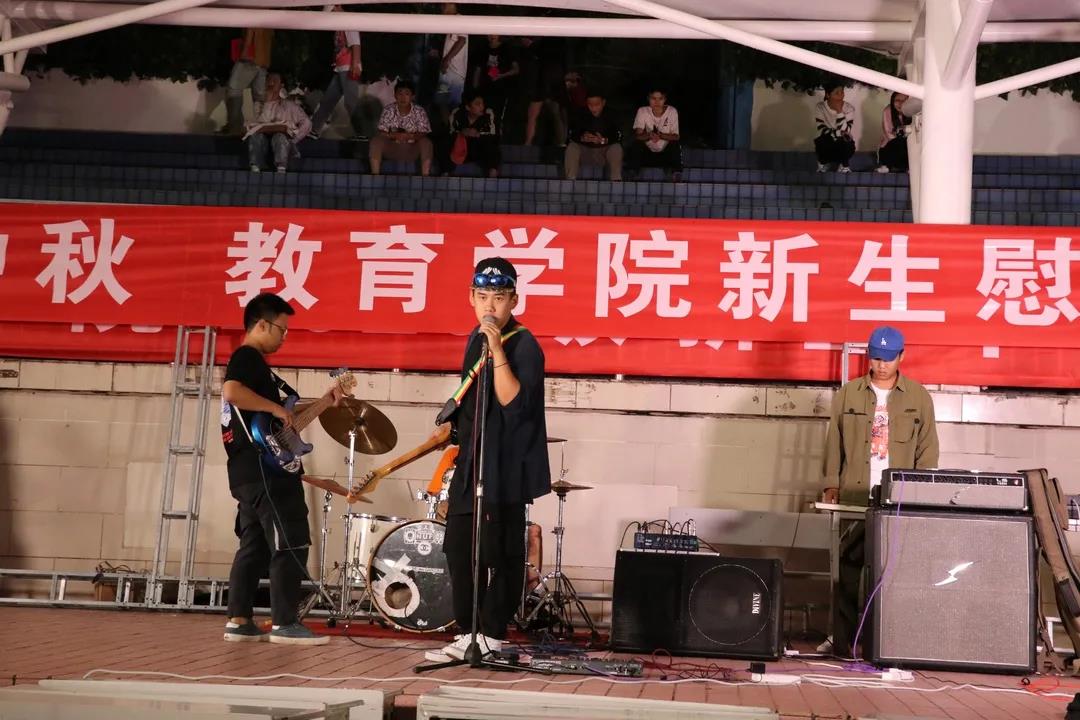 10.2中秋11.jpg