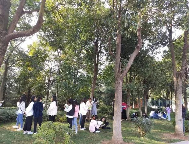 让读书成为习惯,让书香满溢校园4.jpg