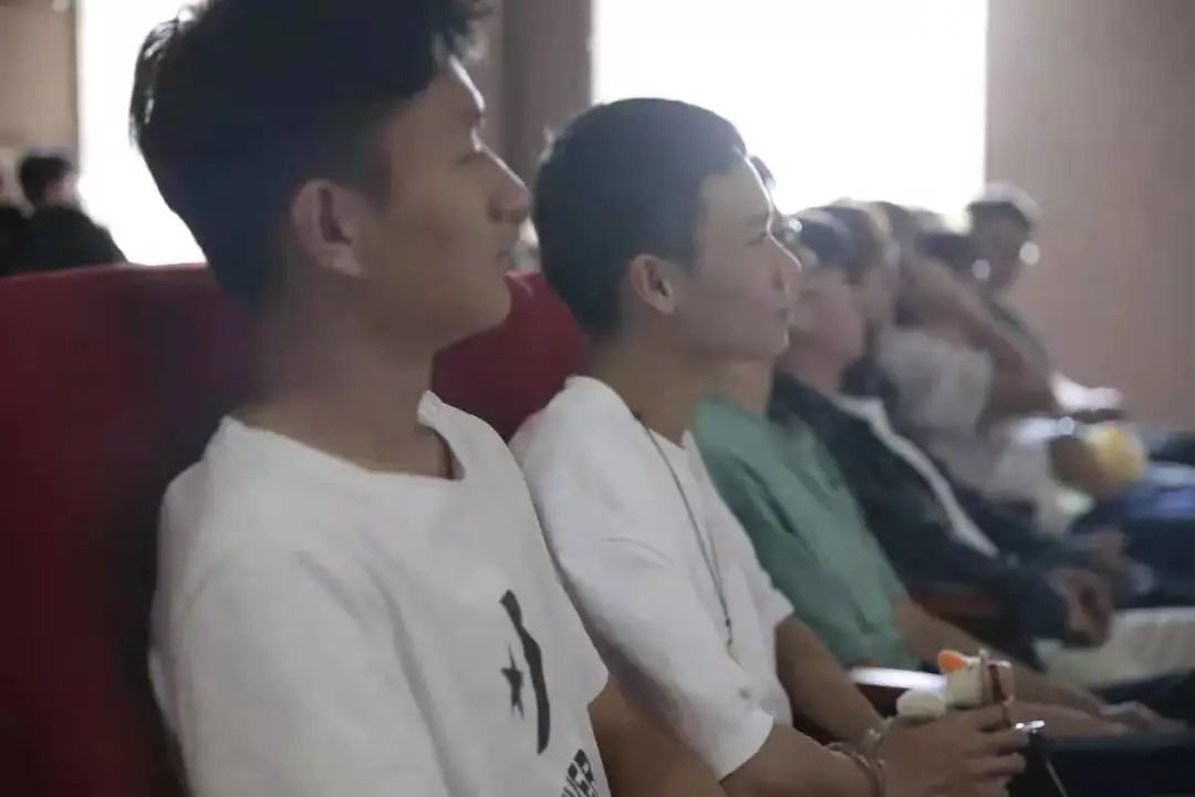 学党史,正青春:艺术与传媒学院学生会上半年工作公示 第 2 张 学党史,正青春:艺术与传媒学院学生会上半年工作公示 第 2 张