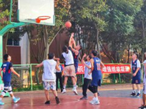 6.jpg 【魅力工程】-建筑工程学院“迎新杯”篮球对抗赛正式开幕! 第 7 张
