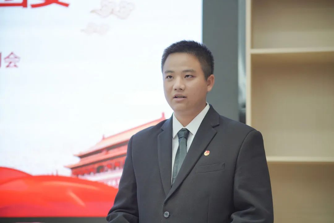 开启新征程|2022-2023学年艺术与传媒学院团委第一次全体例会 第 3 张 开启新征程|2022-2023学年艺术与传媒学院团委第一次全体例会 第 3 张
