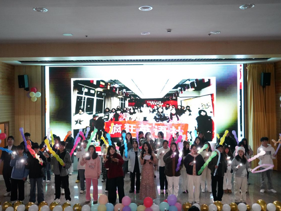 879eee38ed4de22a5014af943f0f0f48.png 879eee38ed4de22a5014af943f0f0f48.png