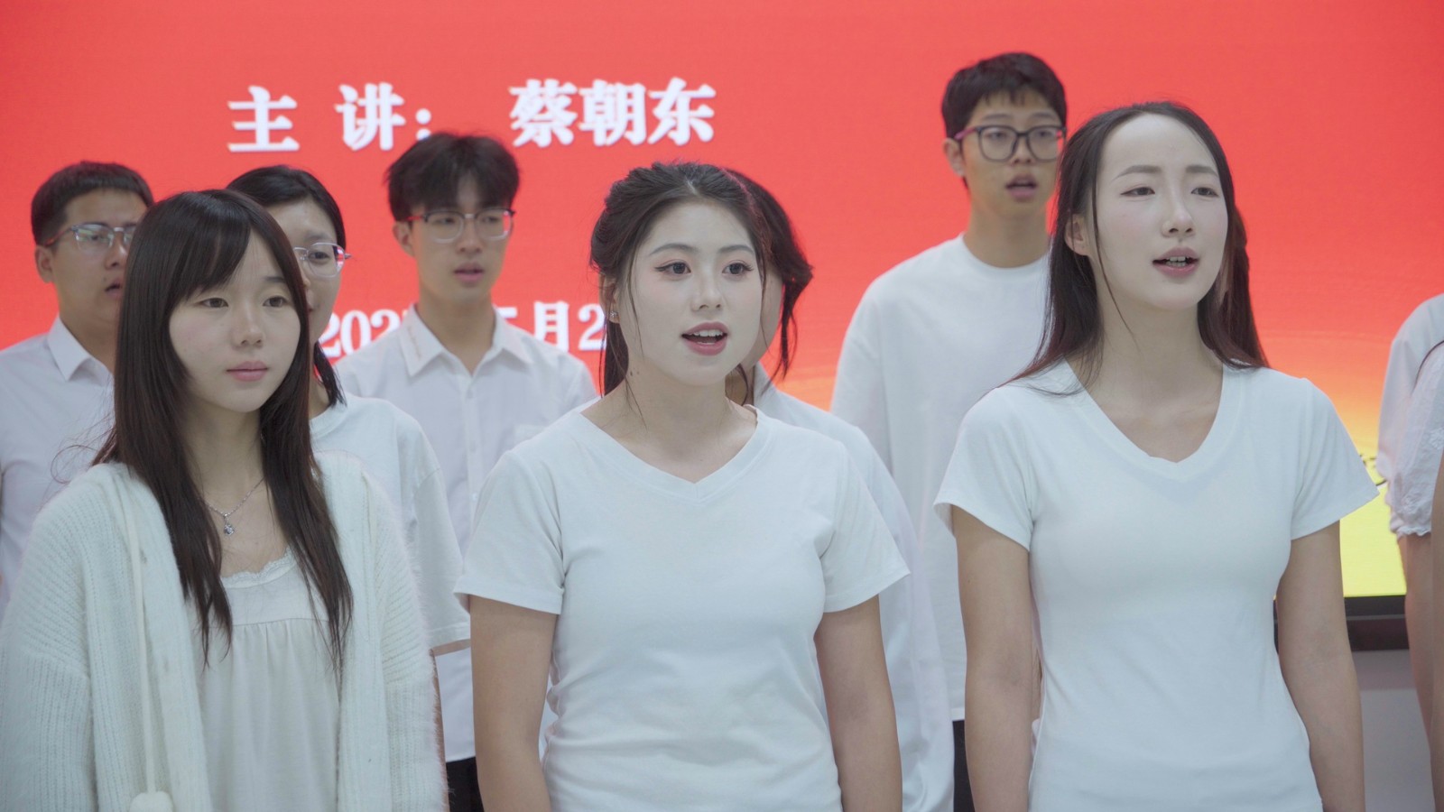 序列 01.00_00_32_18.Still002.jpg