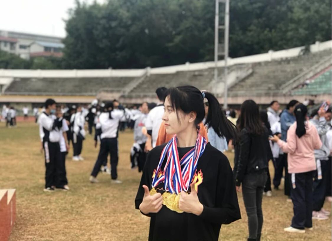 专业第一、视频博主...云经管体育系学姐凭什么闪闪发光？ 第 11 张