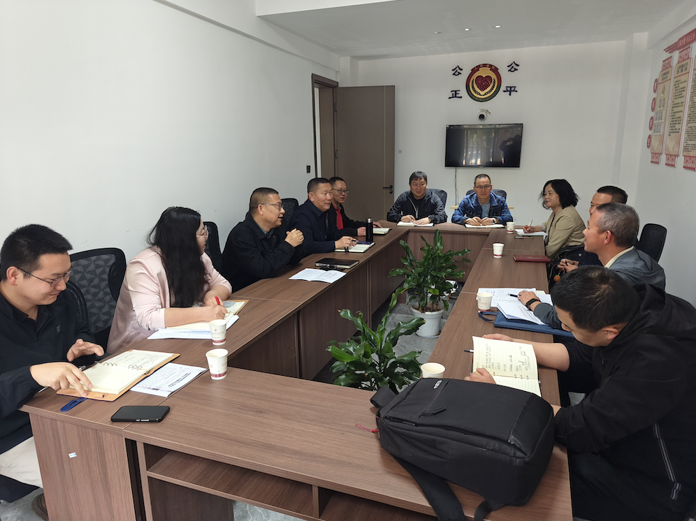 云南省教育厅调研组深入云经管开展高校安全工作专题调研  第 3 张