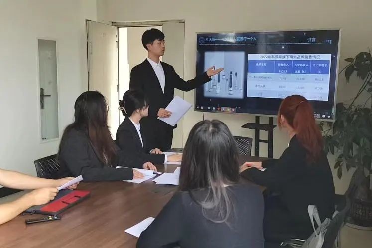 专业榜首+国奖学霸，还是退伍兵？他的下个“战场”在新疆！ 第 8 张