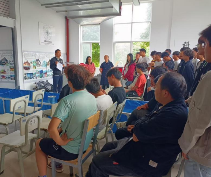 屏幕截图 2025-06-07 225708.png