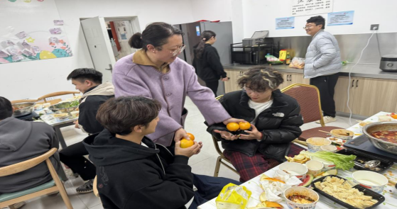 屏幕截图 2025-12-16 205201.png 屏幕截图 2025-12-16 205201.png