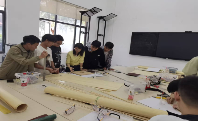 屏幕截图 2025-12-25 193932.png 屏幕截图 2025-12-25 193932.png