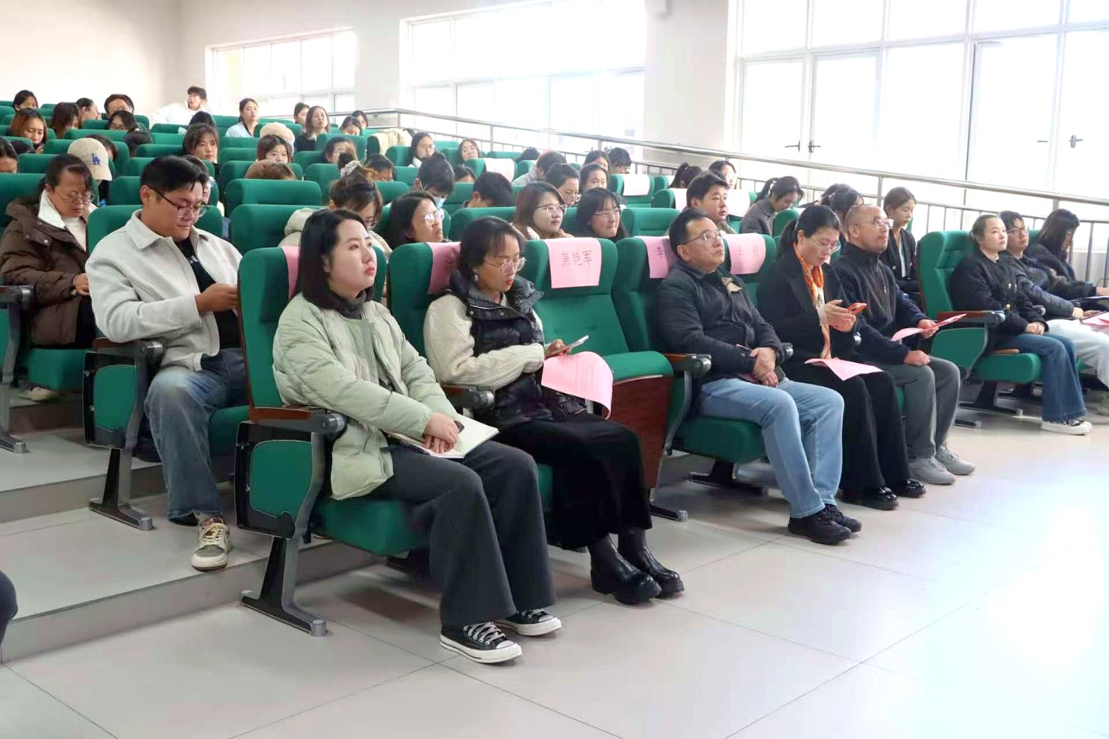 我敢闯、我会创——云南经济管理学院医学院中国国际大学生创新大赛（2026）院赛成功举办 第 3 张