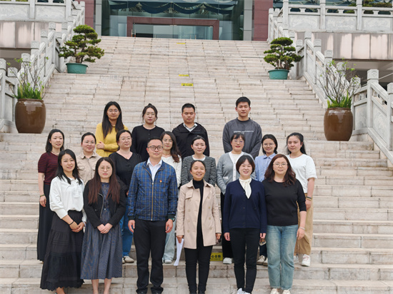 合照2.jpg 合照2.jpg