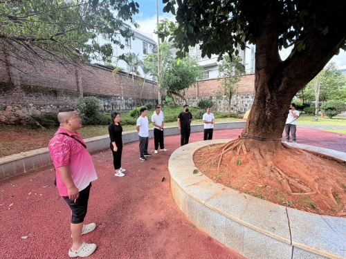 杨斌.png 杨斌.png