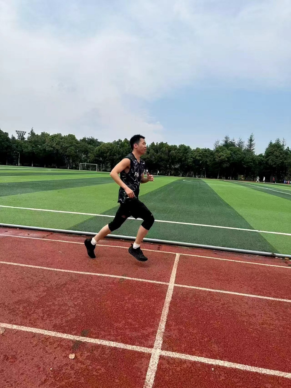 运动照片.jpg 运动照片.jpg