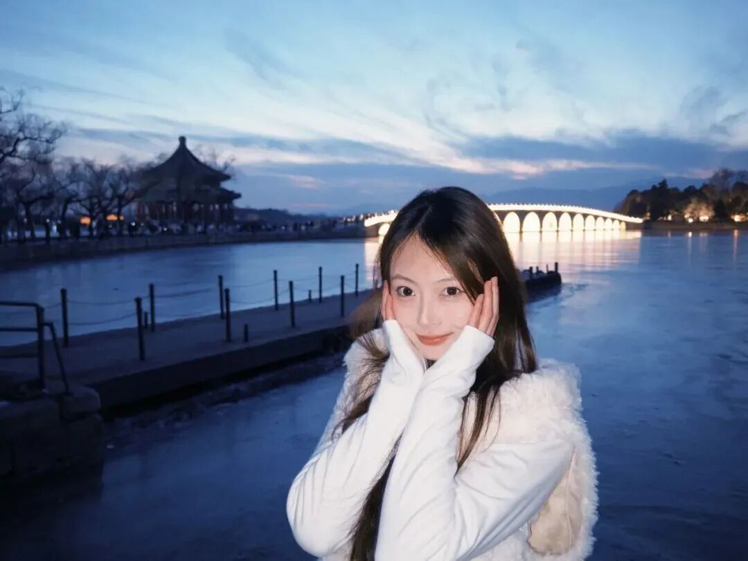 青春榜样说 | 全国两会，财经商贸学院学子在现场！ 第 8 张