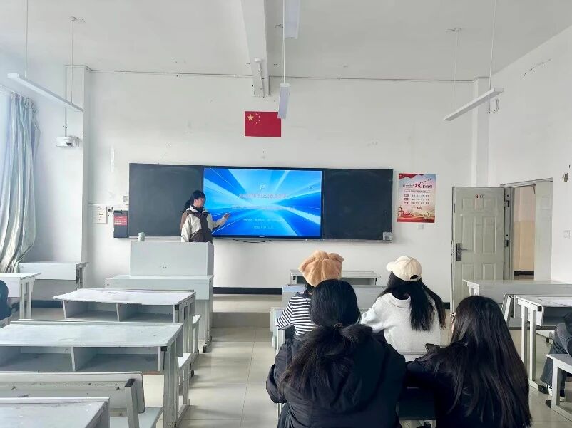 学院资讯 | 财经商贸学院电子商务专业开展2026届毕业生就业指导专题活动：精准规划助力毕业生职场启航 第 1 张