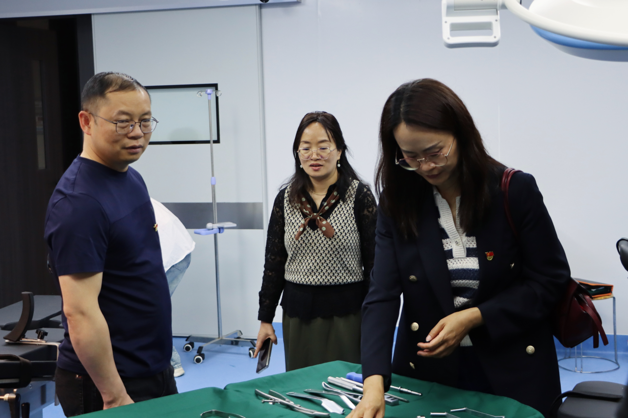 2.png 党建联学聚合力 医教融合促发展 ——石林天奇医院党支部与云南经济管理学院医学院党总支开展党建联学联建活动 第 2 张