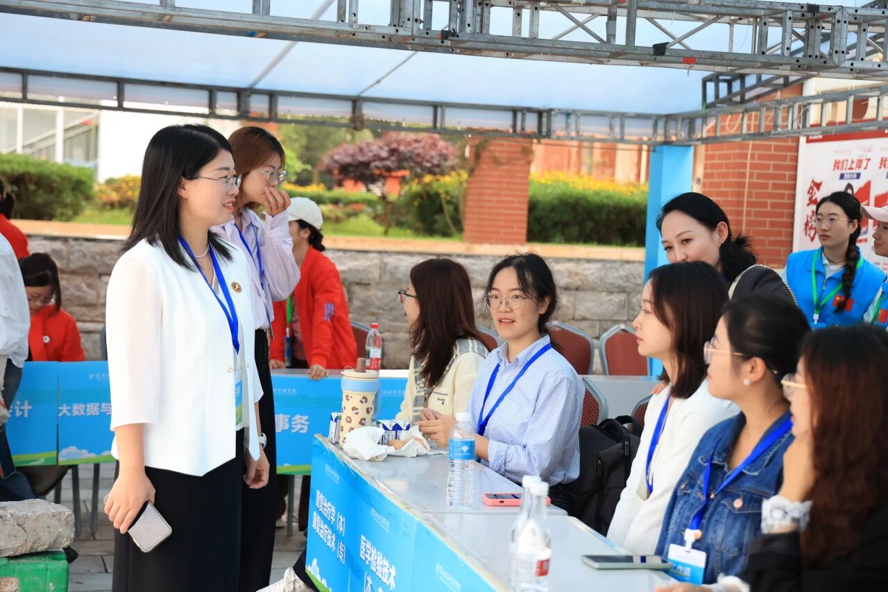 以温情护新程，以初心赴医梦｜医学院2026级迎新纪实 第 15 张