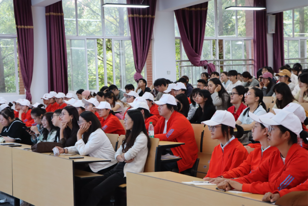 微信图片_2026-10-08_113414_417.png 初识医路,筑梦启航|医学院开展2026级新生入学专业教育 第 5 张
